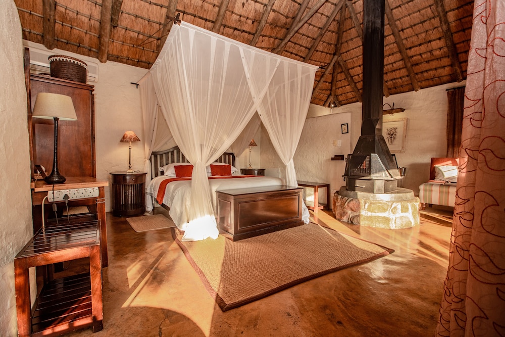 Honeymoon Chalet, 1 Bedroom (River View)