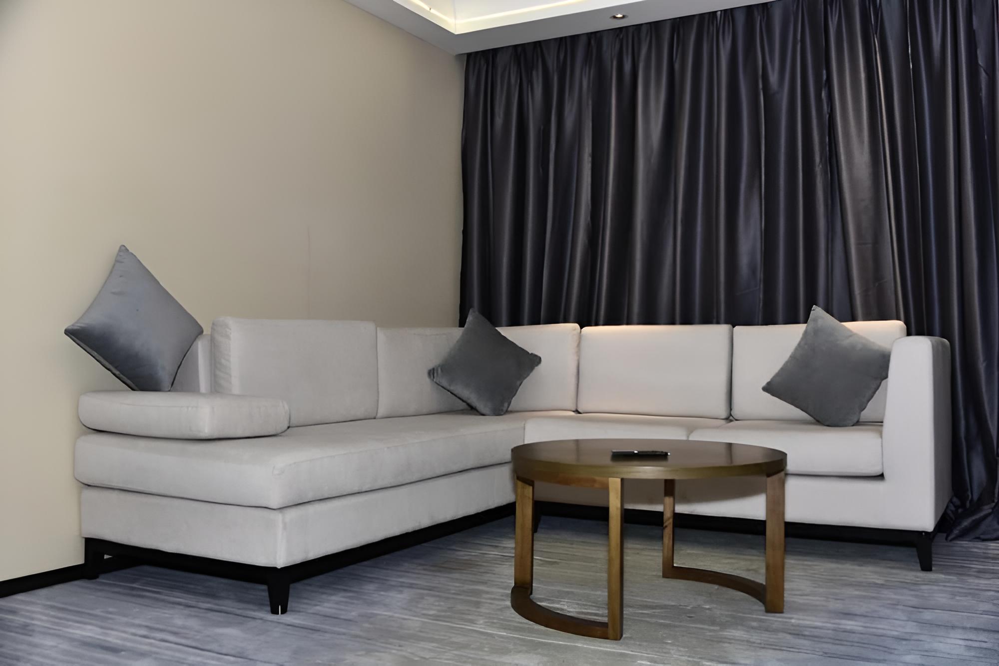 Luxury Studio Suite photo 3