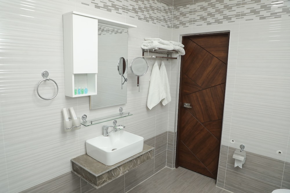 Standard Room - Photo 7