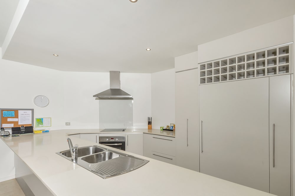 Premium Apartment, 2 Bedrooms, Beach View photo 3