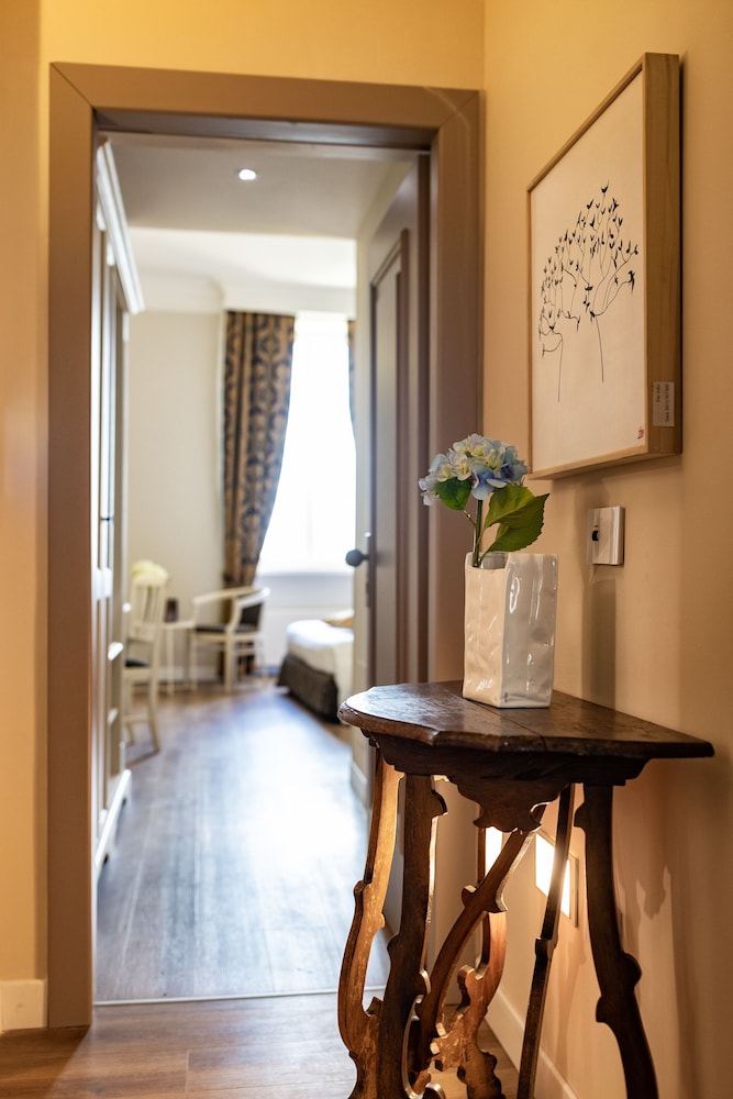 Duplex (Suite) - Photo 5