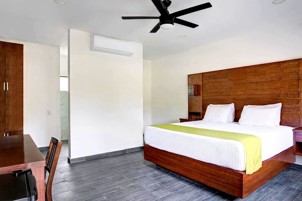 Standard Room - Photo 1