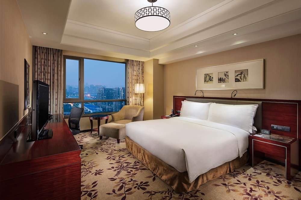 1 KING BED EXECUTIVE ROOM photo 1