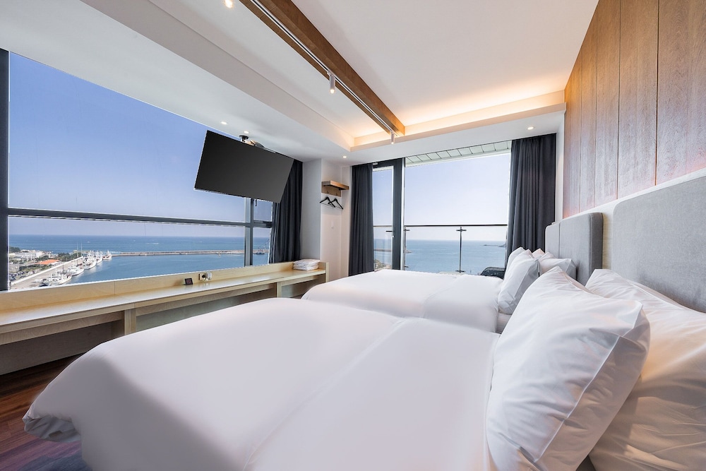 Full Ocean Terrace Twin Premium - Photo 7