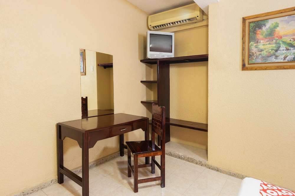 Standard Room (Three beds)