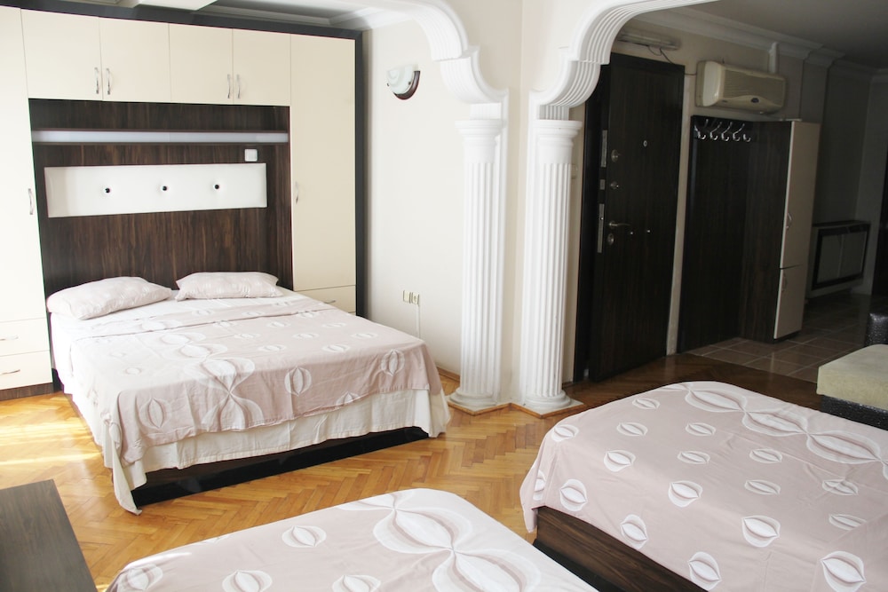 Double or Twin Room photo 1