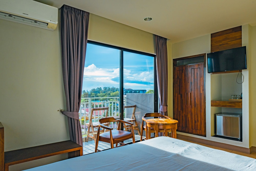 Standard Double Room - Photo 15