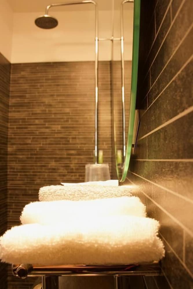Triple Room, Private Bathroom photo 2