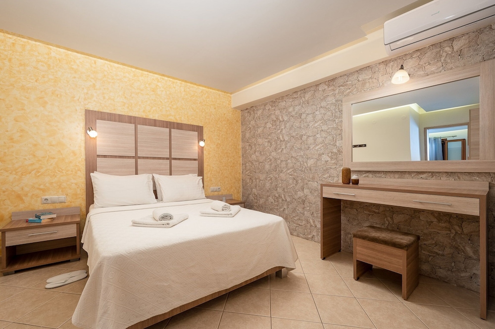 Junior Suite Side Sea view photo 3