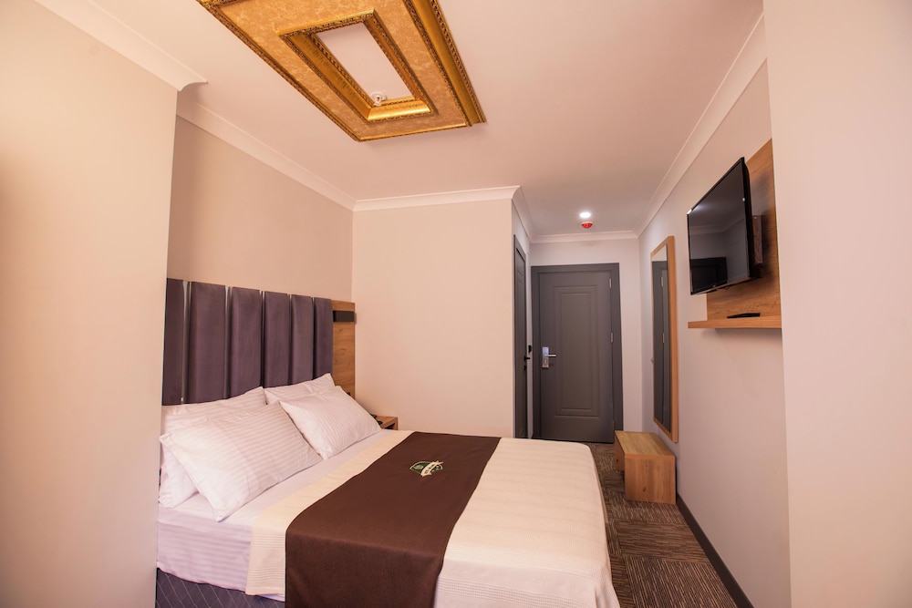 Comfort Double Room, Partial Sea View