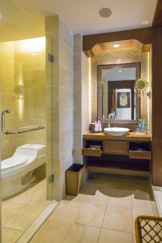 Deluxe Twin Room, 2 Twin Beds, Pool Access - Photo 8