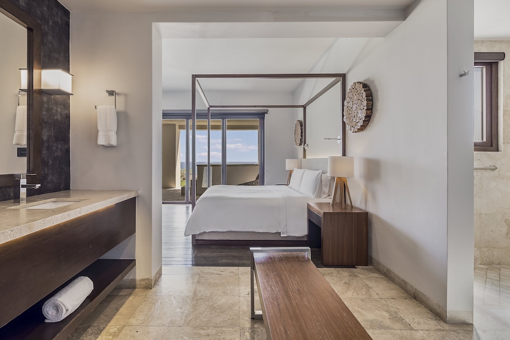 Room, 3 Bedrooms (Residence) - Photo 7