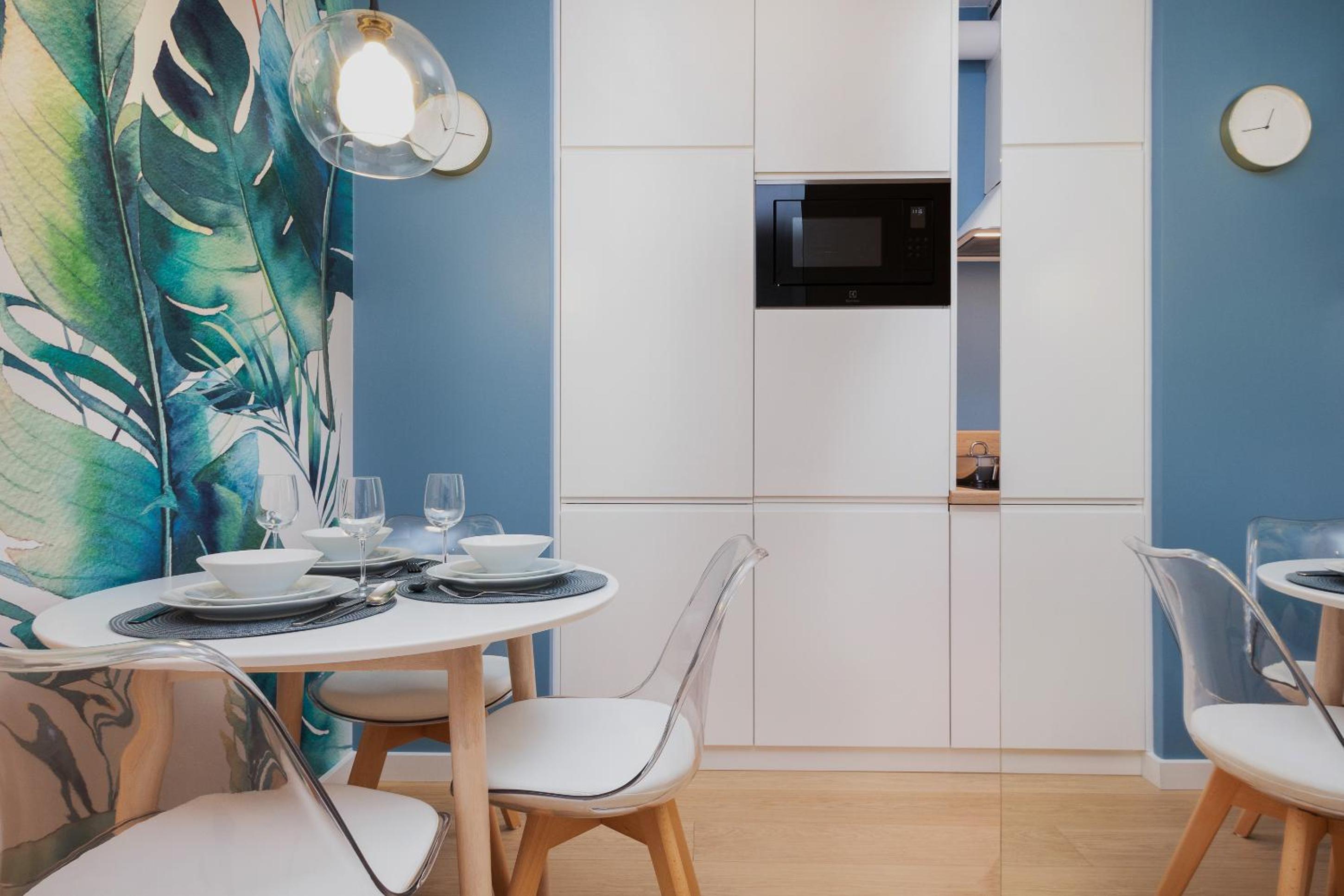 Studio Apartment