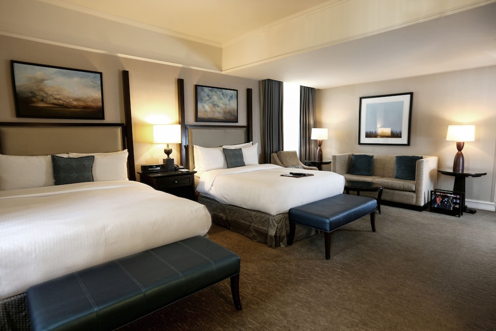 Room, 2 Queen Beds, Non Smoking (Fairmont Gold)