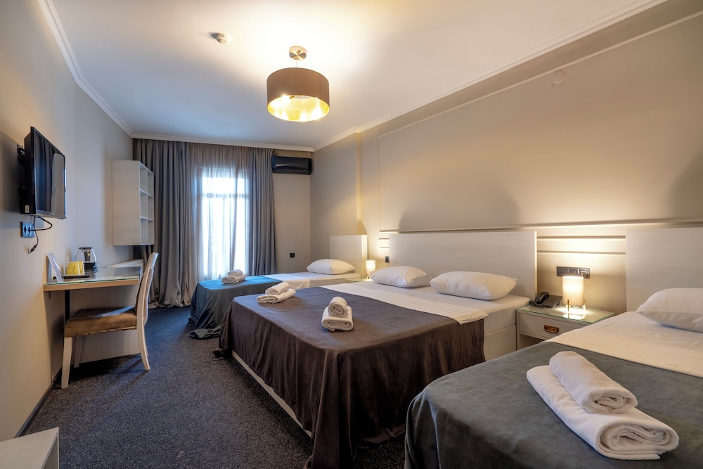 Quadruple Room with Terrace photo 1