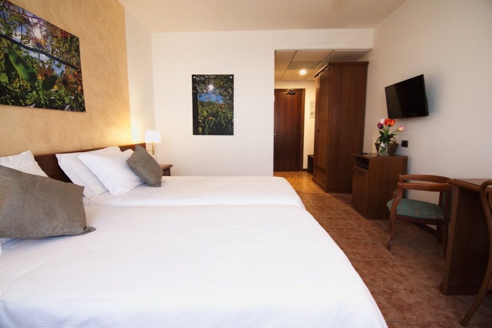 Comfort Twin Room photo 2