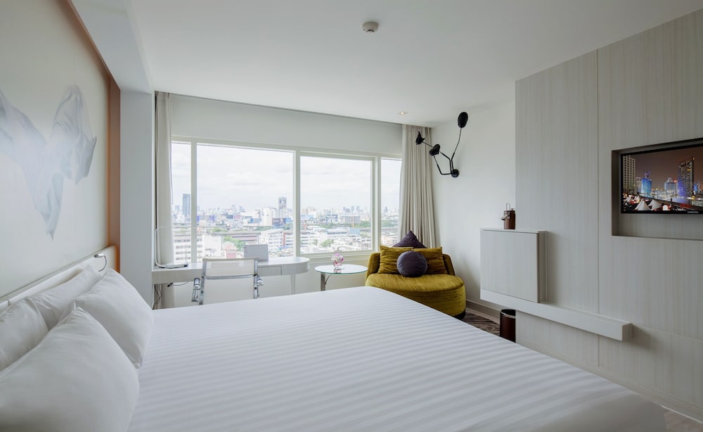 Superior Room, 1 Queen Bed, City View photo 3
