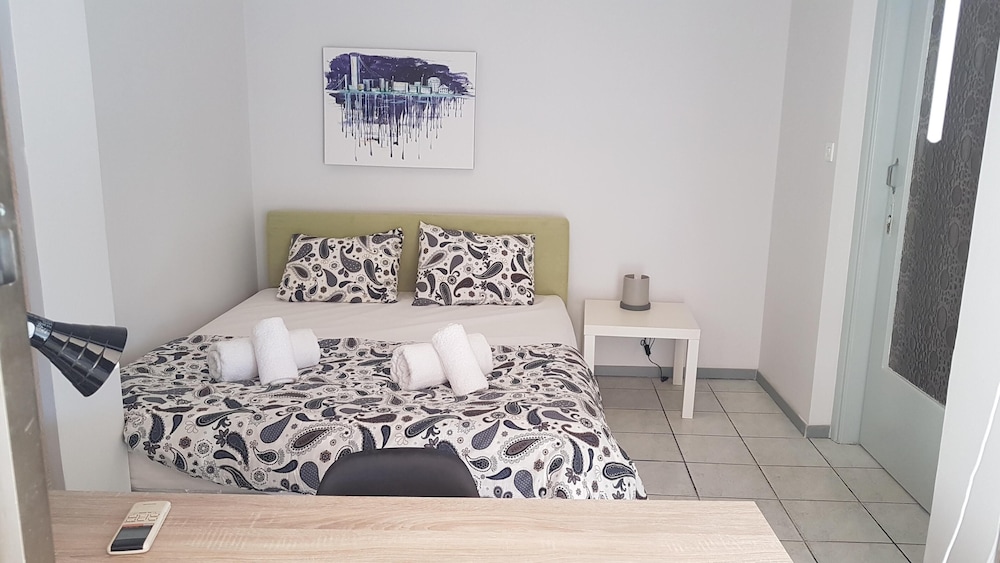 Family Apartment, 3 Bedrooms, 2 Bathrooms, City View