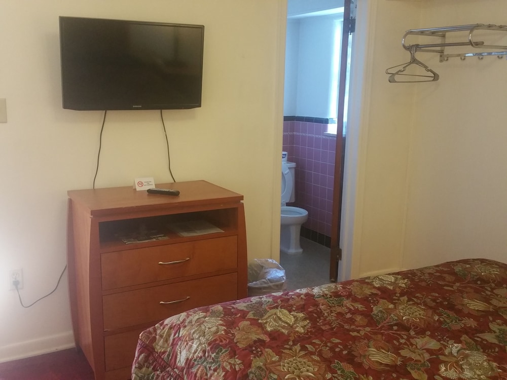 Basic Room, Non Smoking photo 3