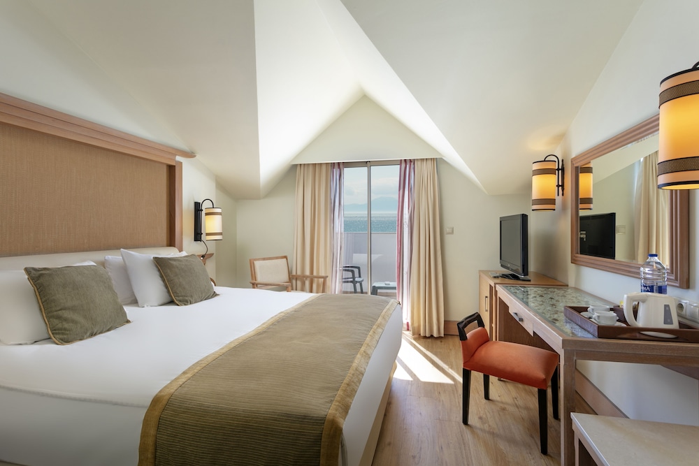 Family Room, Sea View photo 1