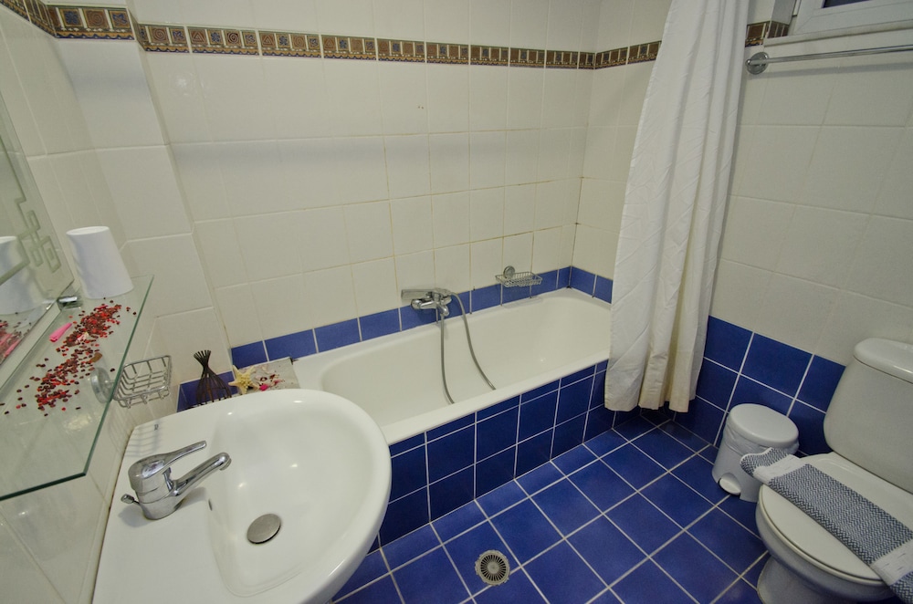 Superior room with kitchenette photo 2