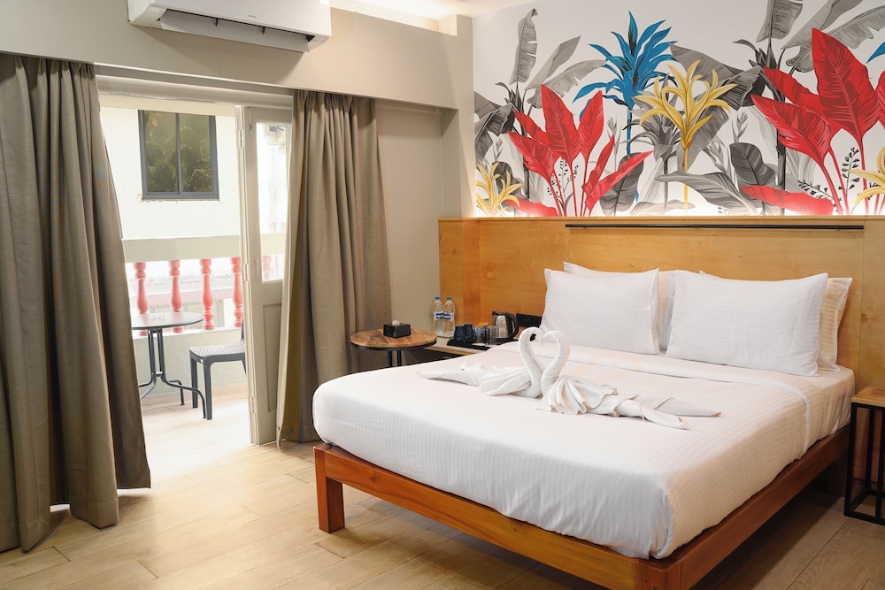 Urban Corner Family Suite - Photo 3
