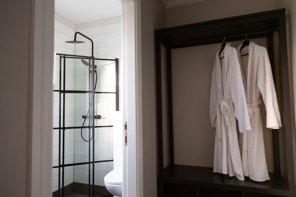 Double or Twin Room, Private Bathroom, Mountain View photo 3