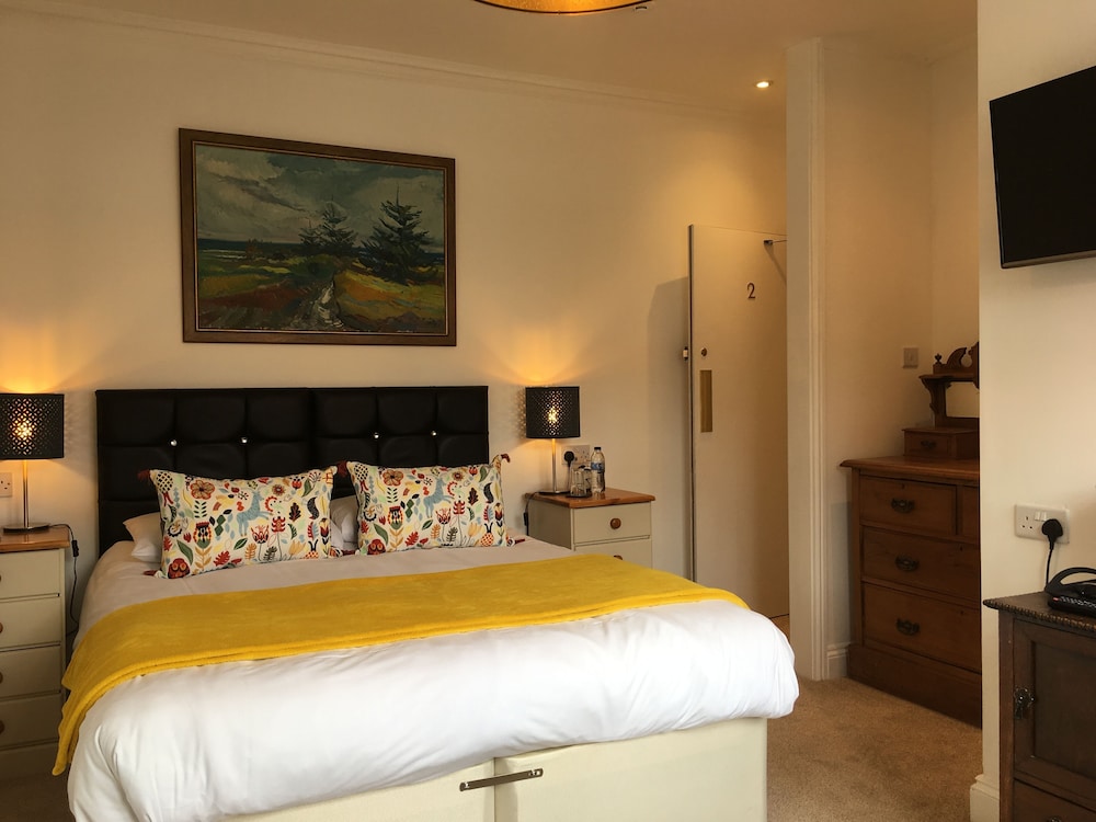 Double or Twin Room (King or twin room) photo 3