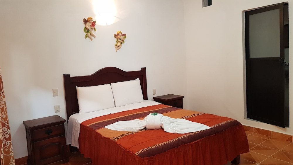Standard Room photo 3