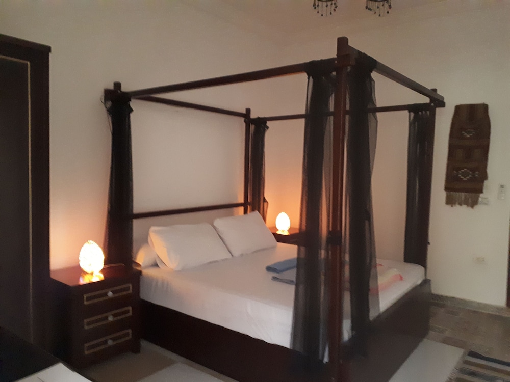 Romantic Double Room, 1 King Bed photo 2