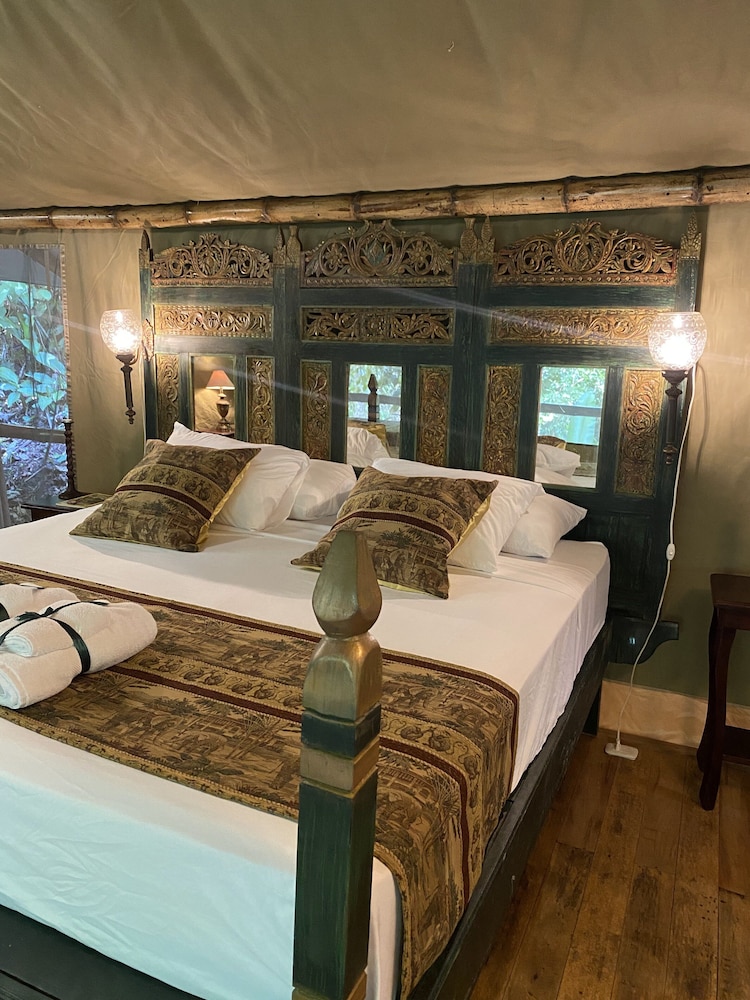 Tente Deluxe, 1 chambre, vue colline