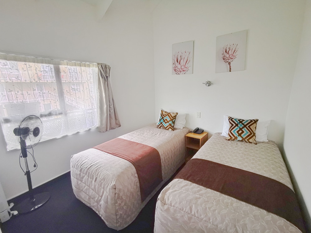 Standard Suite, 1 Bedroom, Non Smoking, Kitchenette photo 1