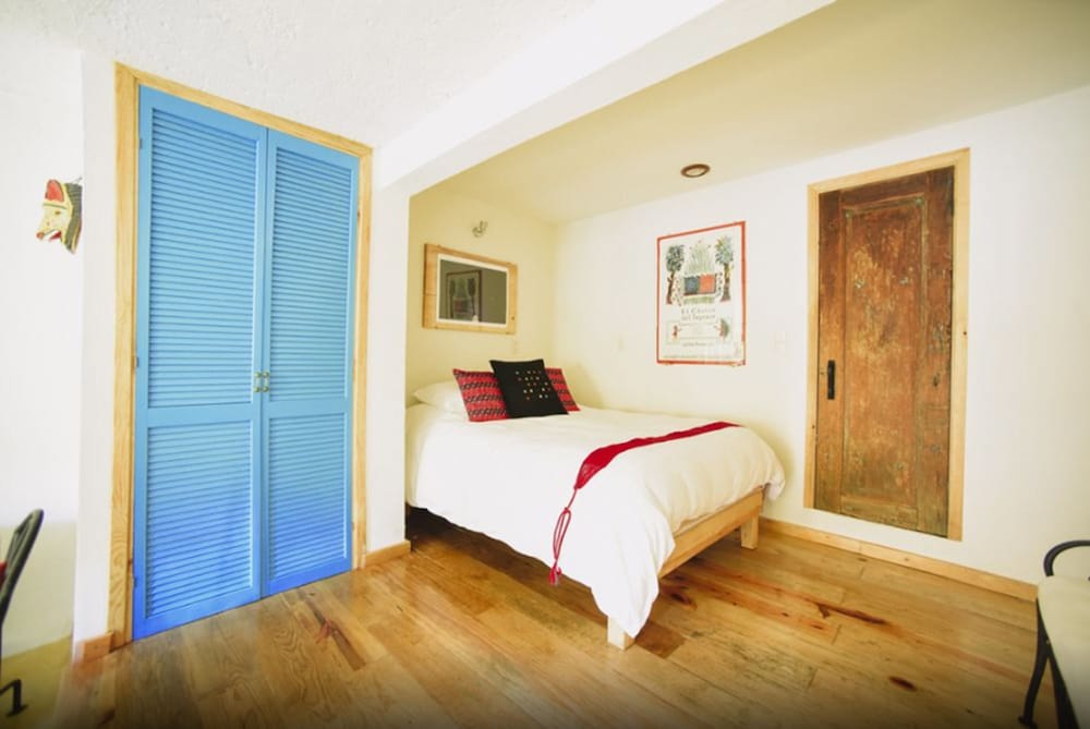 Design Apartment, 1 Bedroom, Private Bathroom, Garden Area photo 1