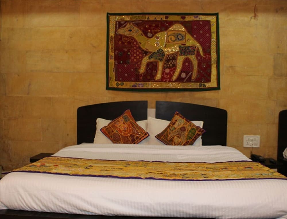 Deluxe Double Room, City View
