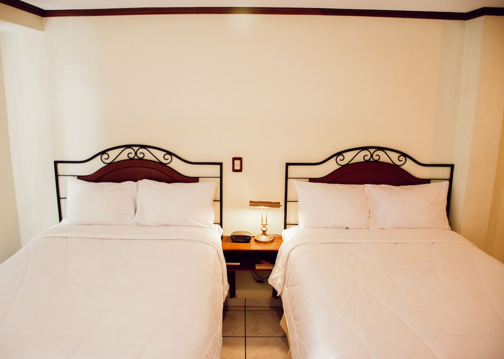 Suite, 2 Double Beds photo 2
