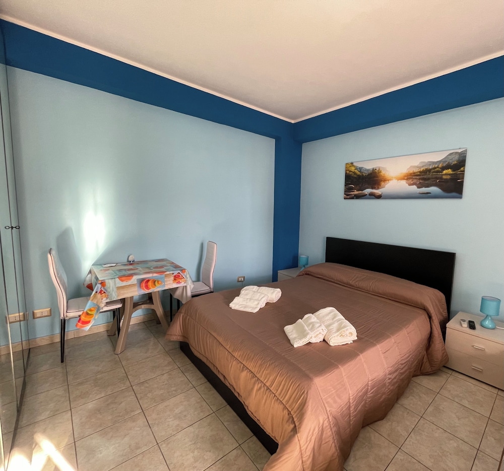 Comfort Townhome, 2 Bedrooms, Sea View
