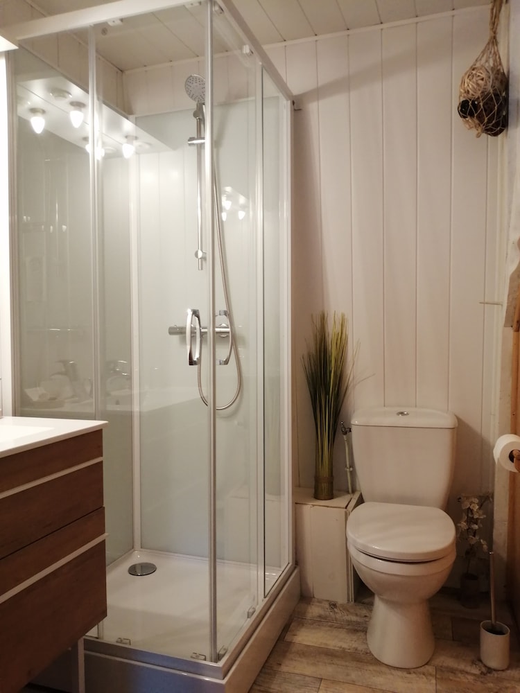 Triple Room - Photo 11