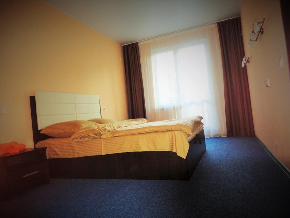 Suite, 2 Bedrooms photo 3