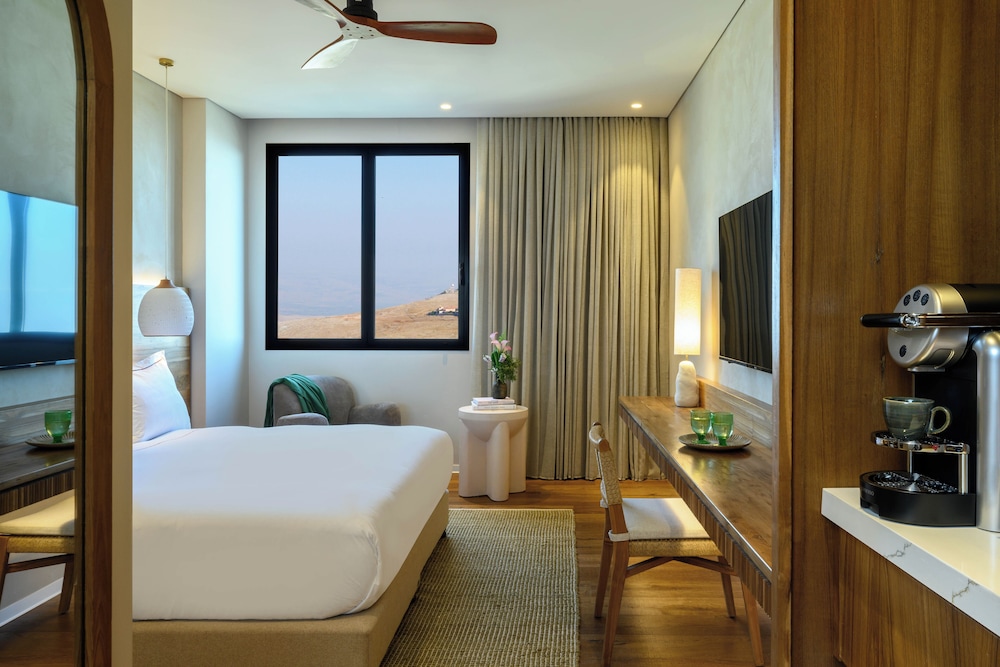 Superior Room (Slow) - Photo 1