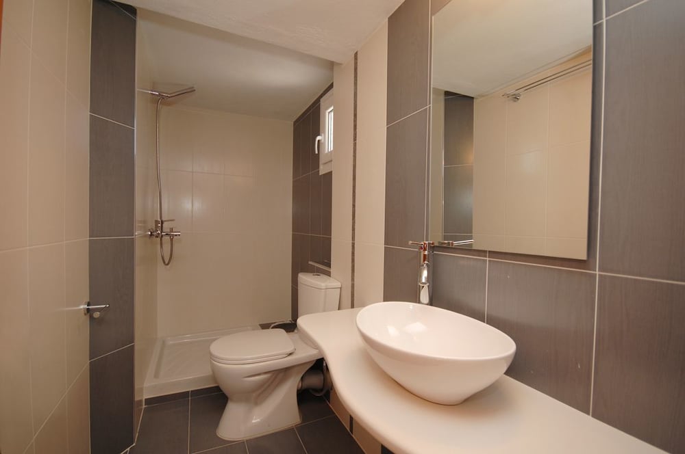 Apartment - Photo 2