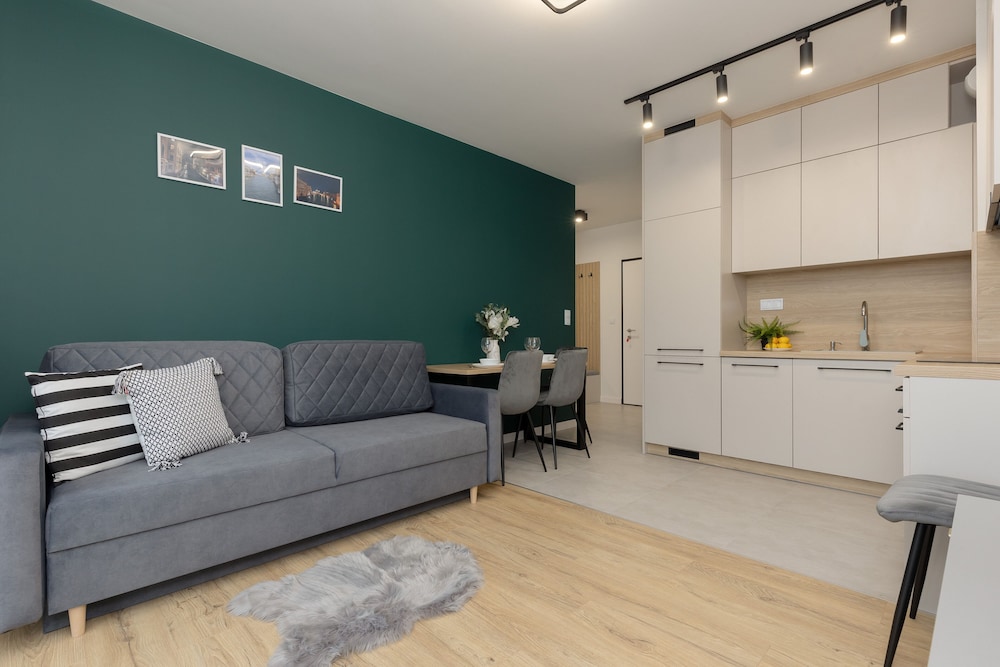 Apartment, 2 Bedrooms, Balcony