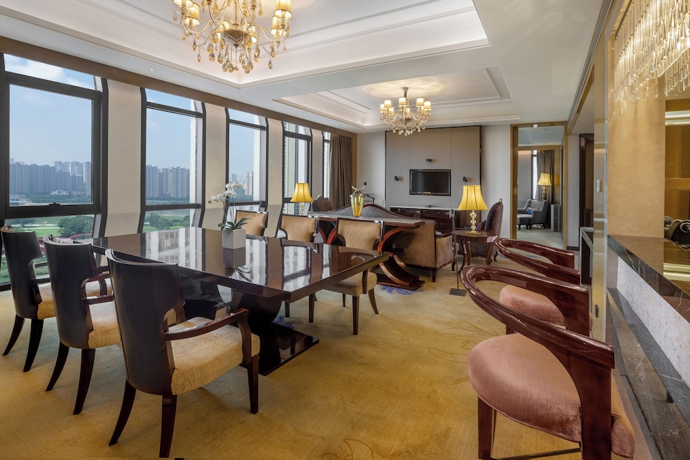 Executive Suite photo 3