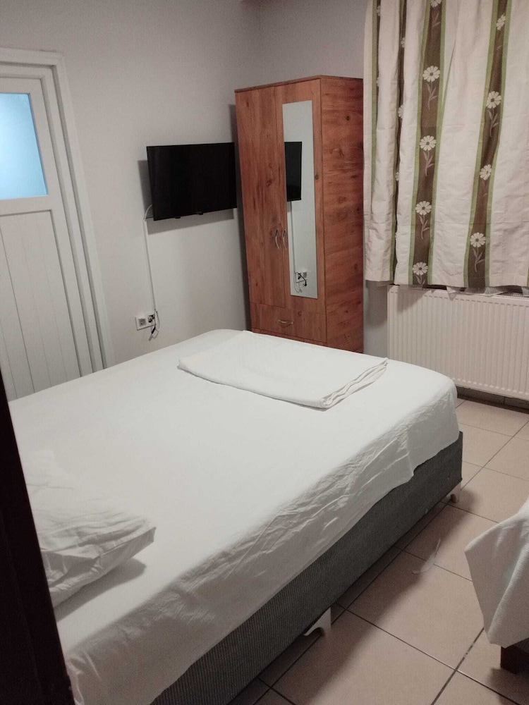 Standard Room, 1 Double Bed, City View photo 2