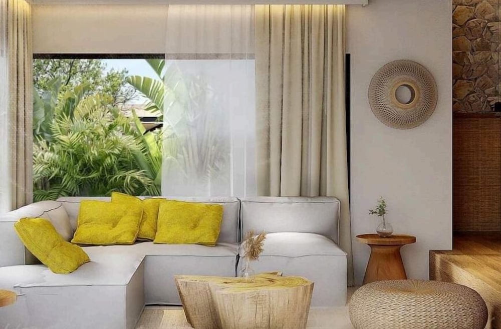 Luxury Beachfront Pool Villa photo 3