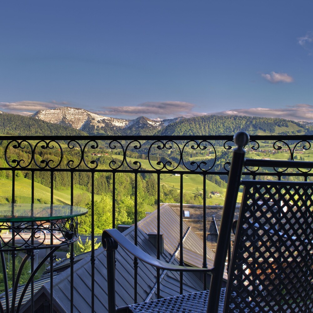 Junior Suite, Balcony, Mountain View photo 1