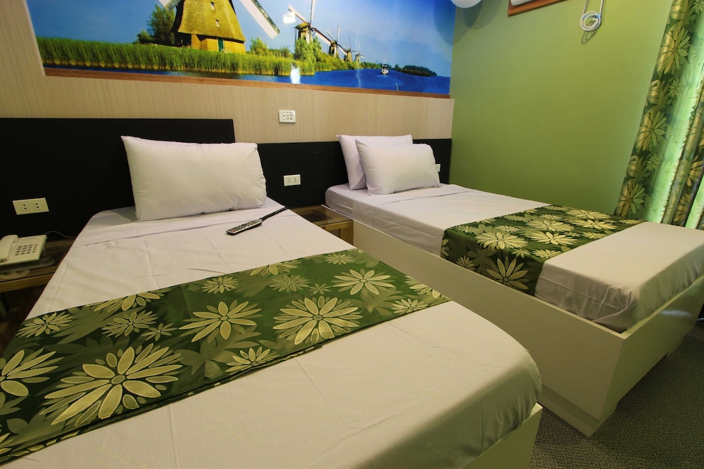 Standard Twin Room photo 2