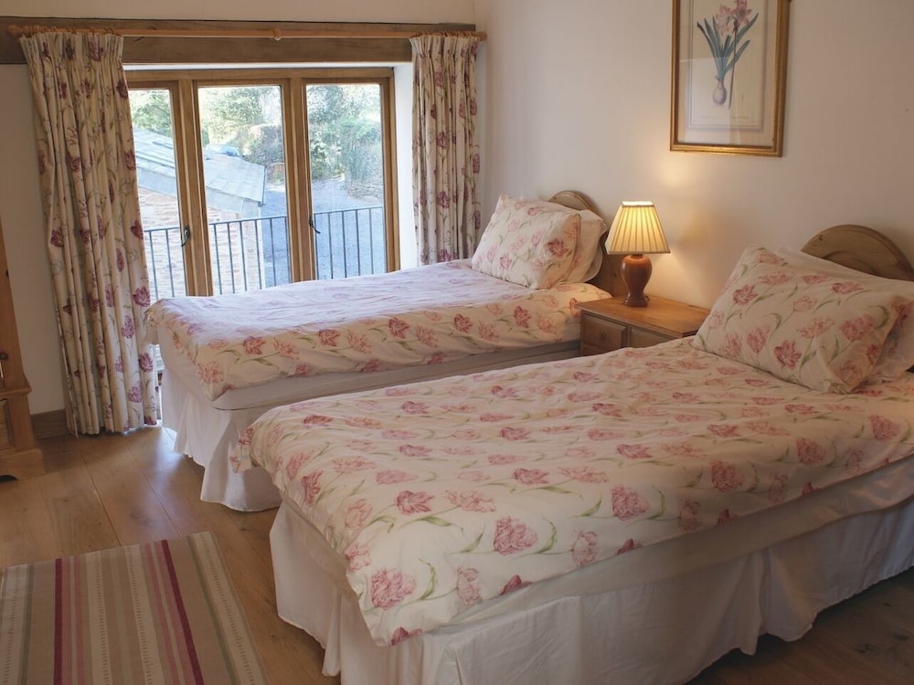 Cottage photo 3