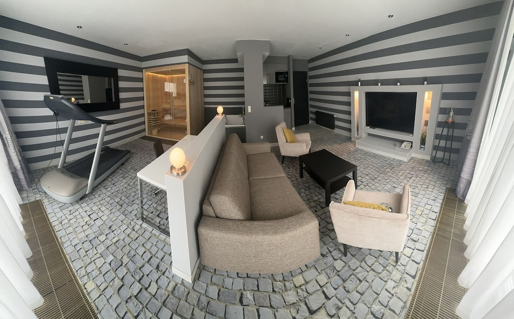 SL'otel i Parforcehuset, Billede 8