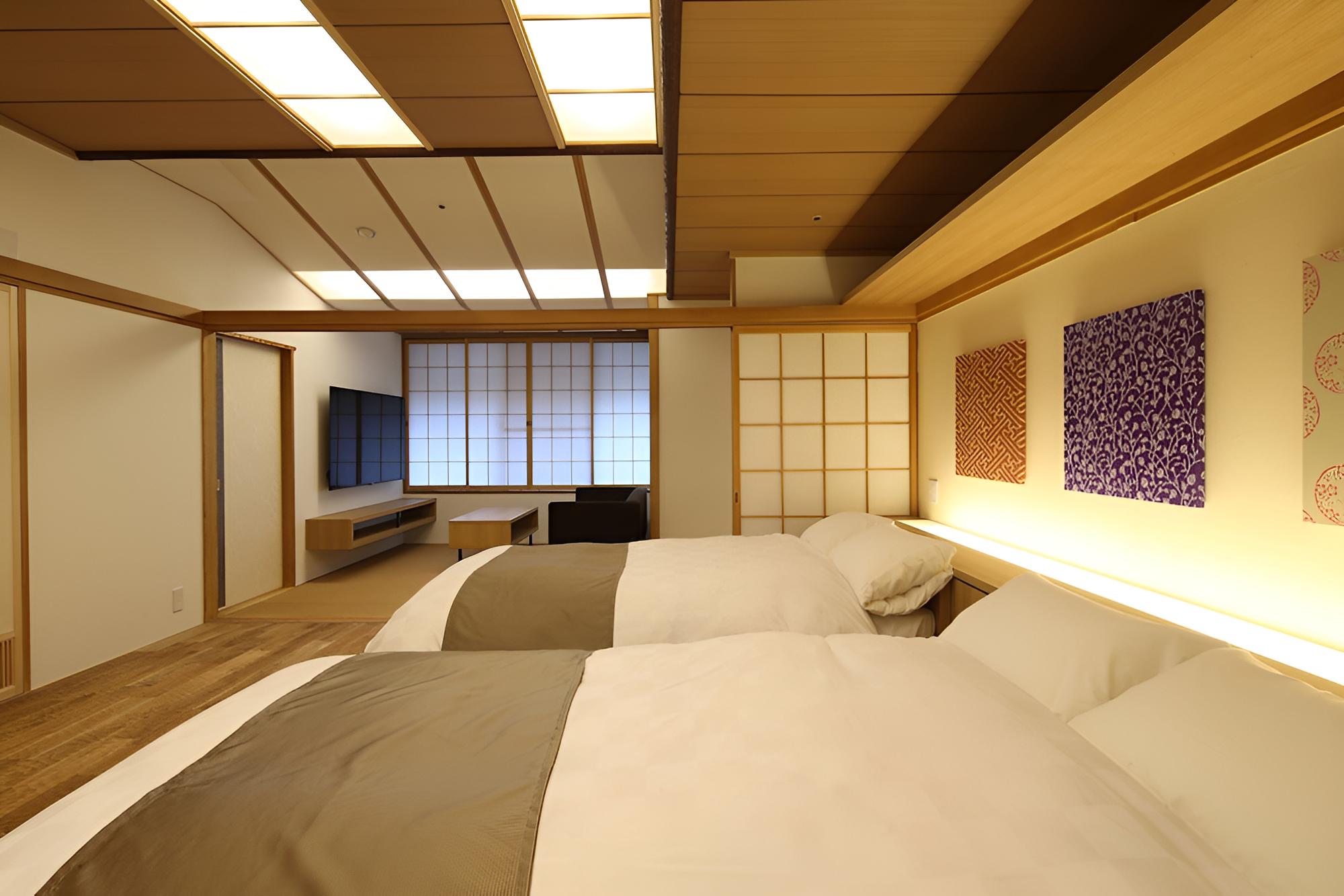 Deluxe Twin Room photo 2