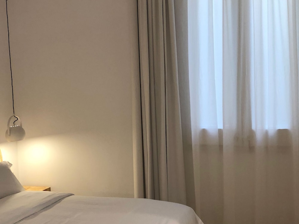 Basic Double Room photo 2